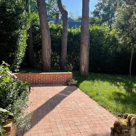 Maison Acces *